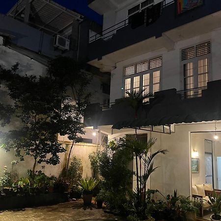 Holiday Inn Unawatuna Bagian luar foto