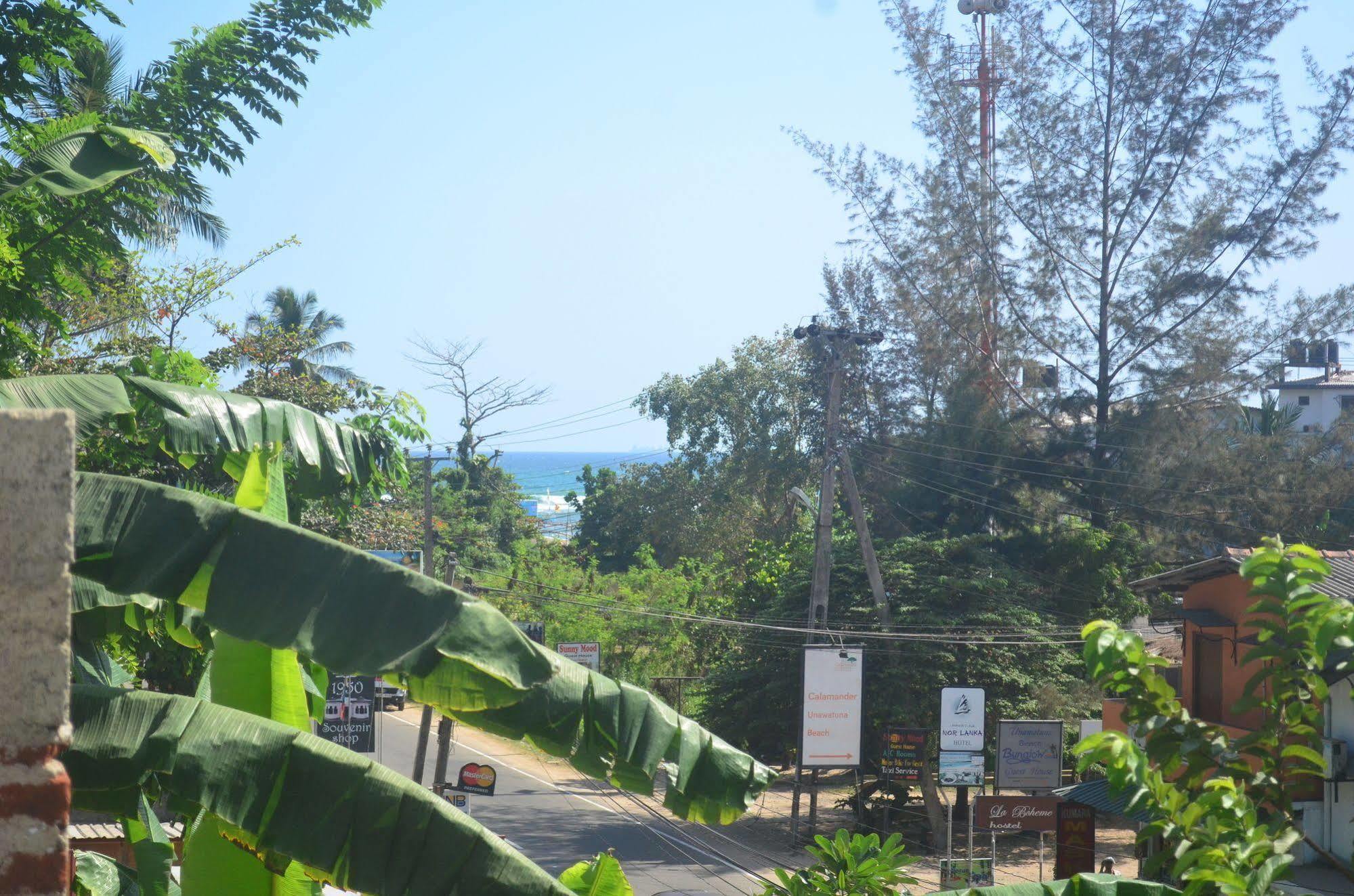 Holiday Inn Unawatuna Bagian luar foto